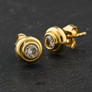 Pre-Owned 18ct Yellow Gold 3.3mm 0.50ct Brilliant Cut Diamond Rubover Set Single Stone Stud Earrings 41174299