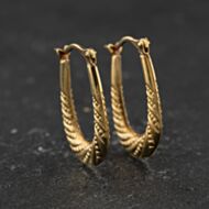 Pre-Owned Yellow Gold 22mm Oval Patterned Creole Earrings 41174526