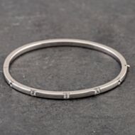 Pre-Owned 9ct White Gold Cubic Zirconia Standard Hinged Bangle 41211225