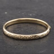 Pre-Owned 9ct Yellow Gold Diamond Cut Patterned Simple Bangle 41211229