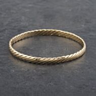 Pre-Owned 9ct Yellow Gold Twist Design Medium Simple Bangle 41211300