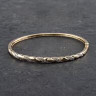 Pre-Owned 9ct Yellow Gold Diamond Set Medium Hinged Bangle 41211302