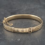 Pre-Owned Vintage 9ct Yellow Gold Buckle Standard Hinged Bangle 41211318