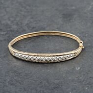 Pre-Owned 9ct Two Colour Gold Diamond Standard Hinged Bangle 41211333