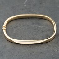 Pre-Owned 9ct Yellow Gold Square Shape Standard Hinged Bangle 41211403