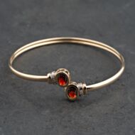 Pre-Owned 9ct Yellow Gold Garnet & 0.02ct Diamond Standard Torque Bangle 41211493