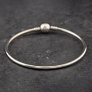 Pre-Owned Pandora Silver Large Charm Bangle 41221265
