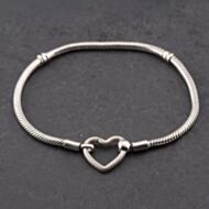 Pre-Owned Pandora Silver Moments Heart Clasp 8 Inch Snake Charm Bracelet 41221432