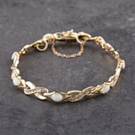 Pre-Owned 9ct Yellow Gold Opal & Diamond 8 Inch Bracelet 41281699