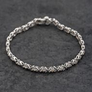 Pre-Owned 9ct White Gold Brilliant Cut Diamond Crossover Link 7 Inch Bracelet 41281723