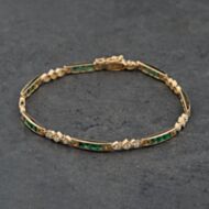 Pre-Owned 18ct Yellow Gold Diamond & Emerald 7 Inch Bracelet 41281792