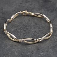 Pre-Owned 9ct Two Colour Gold Fancy 7 Inch Chain Bracelet 41281885