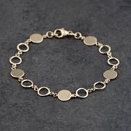 Pre-Owned 9ct Yellow Gold Fancy Open Circle 7 Inch Chain Bracelet 41281886