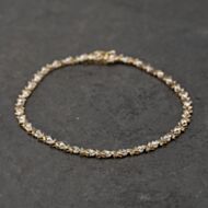 Pre-Owned 9ct Yellow Gold 0.05ct Diamond Kiss Design 7.5 Inch Bracelet 41281901