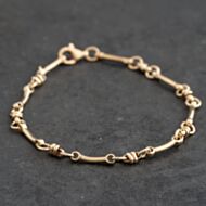 Pre-Owned 9ct Yellow Gold Loop & Bar 8 Inch Chain Bracelet 41282020