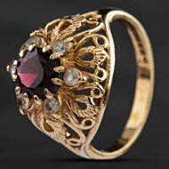 Pre-Owned 9ct Yellow Gold Garnet & Cubic Zirconia Dress Ring 4129563