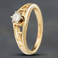 Pre-Owned 14ct Yellow Gold Cubic Zirconia Solitaire Ring 4129910