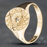 Pre-Owned 9ct Yellow Gold Cubic Zirconia Diamond Cut Signet Ring 41341324