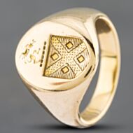 Pre-Owned 14ct Yellow Gold Coat Of Arms Oval Signet Ring 41341403