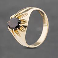Pre-Owned 9ct Yellow Gold Garnet Oval Signet Ring 41341904