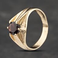 Pre-Owned 9ct Yellow Gold Garnet Signet Ring 41341925
