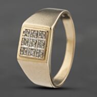 Pre-Owned 9ct Yellow Gold 0.09ct Diamond Nine Stone Signet Ring 41341992