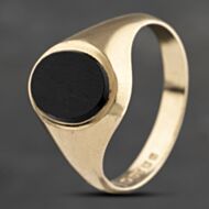 Pre-Owned 9ct Yellow Gold Onyx Oval Signet Ring 41342026