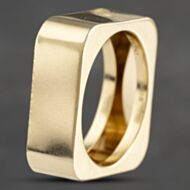 Pre-Owned 9ct Yellow Gold Square Plain Band Ring 41342030