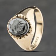 Pre-Owned Vintage 9ct Yellow Gold Hematite Oval Signet Ring 41342069