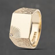 Pre-Owned 9ct Yellow Gold Square Signet Ring 41342102