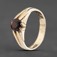 Pre-Owned 9ct Yellow Gold Garnet Signet Ring 41342197