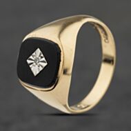 Pre-Owned 9ct Yellow Gold Onyx & Diamond Oblong Part Engraved Signet Ring 41342323