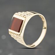 Pre-Owned 9ct Yellow Gold Cornelian Signet Ring 41342354