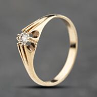 Pre-Owned 9ct Yellow Gold Diamond Single Stone Signet Ring 41342375