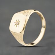 Pre-Owned 9ct Yellow Gold 0.02ct Diamond Cushion Bark Design Shoulders Signet Ring 41342377