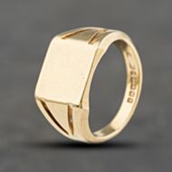 Pre-Owned Vintage 9ct Yellow Gold Square Signet Ring 41342382