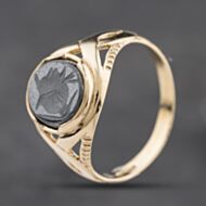 Pre-Owned 9ct Yellow Gold Hematite Oval Engraved Signet Ring 41342391