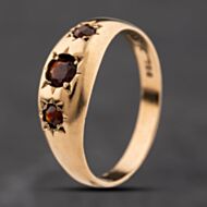 Pre-Owned 9ct Yellow Gold Garnet Three Stone Signet Ring 41342410