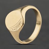 Pre-Owned 9ct Yellow Gold Half Engraved Oval Signet Ring 41342441