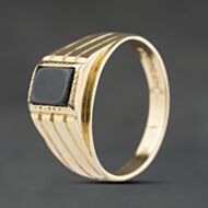 Pre-Owned 9ct Yellow Gold Onyx Square Signet Ring 41342521
