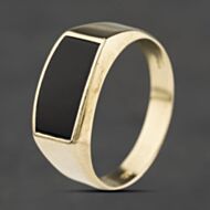 Pre-Owned 9ct Yellow Gold Onyx Oblong Signet Ring 41342535