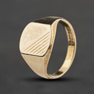 Pre-Owned 9ct Yellow Gold Lined Design Signet Ring 41342571