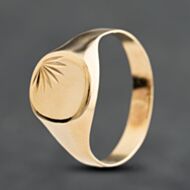 Pre-Owned 9ct Yellow Gold Cushion Sunray Pattern Signet Ring 41342629