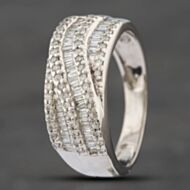 Pre-Owned 9ct White Gold Round & Baguette Cut Diamond Crossover Five Row Ring 41381783