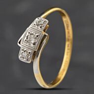 Pre-Owned Vintage Yellow Gold Diamond Cross Over Three Stone Ring 41381955