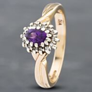 Pre-Owned 9ct Yellow Gold Amethyst & Diamond Oval Cluster Ring 41382248