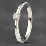 Pre-Owned 9ct White Gold Brilliant Cut Diamond Claw Set Solitaire Ring 41382328