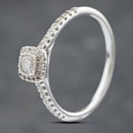 Pre-Owned 9ct White Gold 0.33ct Brilliant Cut Diamond Cluster Ring 41382587