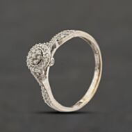 Pre-Owned 9ct White Gold 0.20ct Brilliant Cut Diamond Cluster Ring 41382911