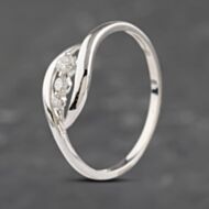 Pre-Owned White Gold Diamond Graduated Three Stone Ring 41383053